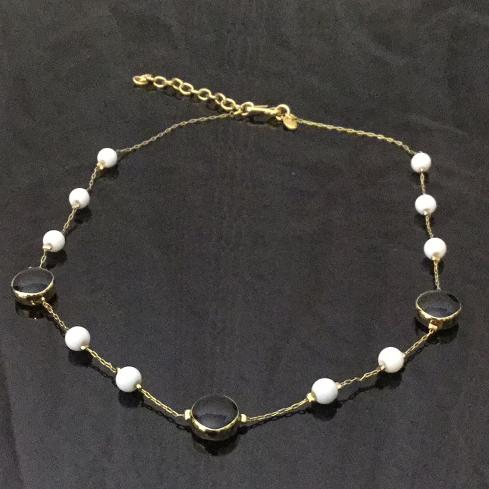 VtgMonet15”W/2”Ext.Gold Necklace W/3 WhiteBds&3Gld - Picture 4 of 5